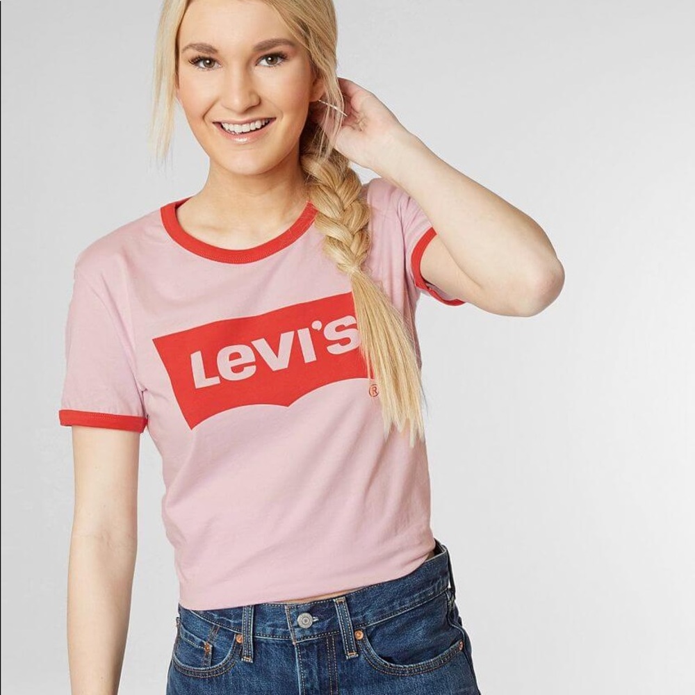Youth Levi’s T-shirt